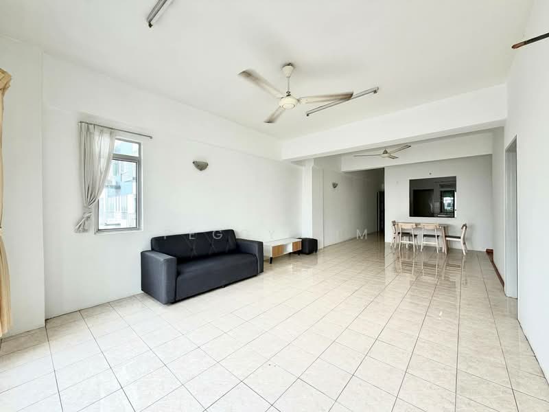 Servis Apartment untuk Dijual di Millennium Place @ Millennium Square - Peggy Lim - Living Room - PropertyGuru.com.my