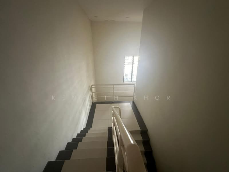 Semi-D Factory for Sale in Bandar Seri Alam (Masai) - Kenneth Khor - Interior - PropertyGuru.com.my