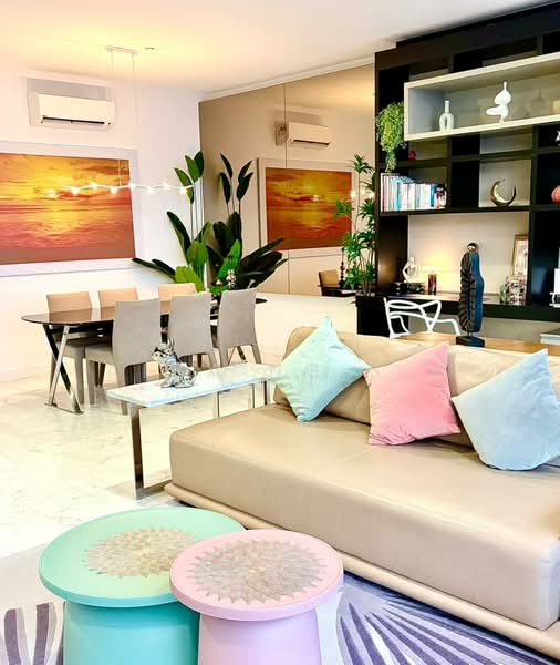 Service Residence for Sale at The Face Suites (Platinum Suites) - Alex Ng.S.K - Living Room - PropertyGuru.com.my