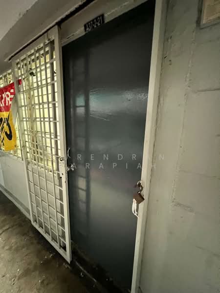 Rumah Flat untuk Dijual di Puchong Permai - Surendran Karapiah - Entrance - PropertyGuru.com.my