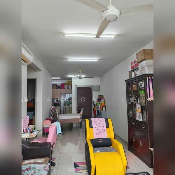Kondominium untuk Dijual di Lido Residency - Samson Lee - Living Room - PropertyGuru.com.my