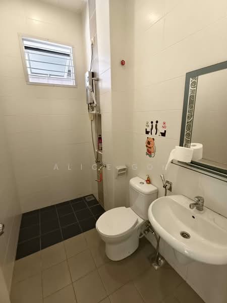 Semi-Detached House for Sale in Nusa Duta (Iskandar Puteri (Nusajaya)) - Alice Goh - Bathroom - PropertyGuru.com.my