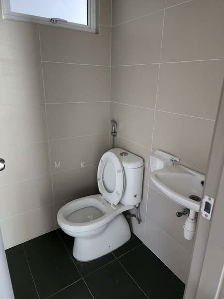 Semi-Detached House for Sale in Kota Kemuning (Shah Alam) - M.K. Heng - Bathroom - PropertyGuru.com.my