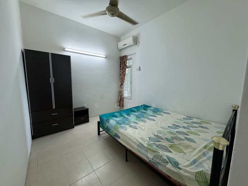 Condominium for Sale at Cassia Resort Condominium - LS Chua - Bedroom - PropertyGuru.com.my