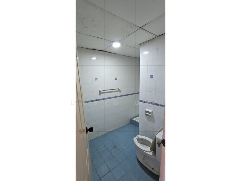 Kondominium untuk Dijual di Indah Samudra Condominium - David Ong - Bathroom - PropertyGuru.com.my