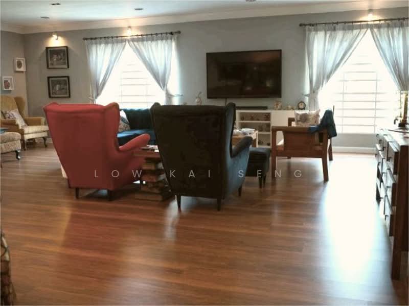 Bungalow for Rent in Seksyen 6 (Petaling Jaya) - Low Kai Seng - Living Room - PropertyGuru.com.my