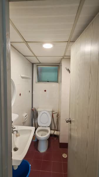 Condominium for Rent at N-Park Condominium - Sabrina Yap - Bathroom - PropertyGuru.com.my