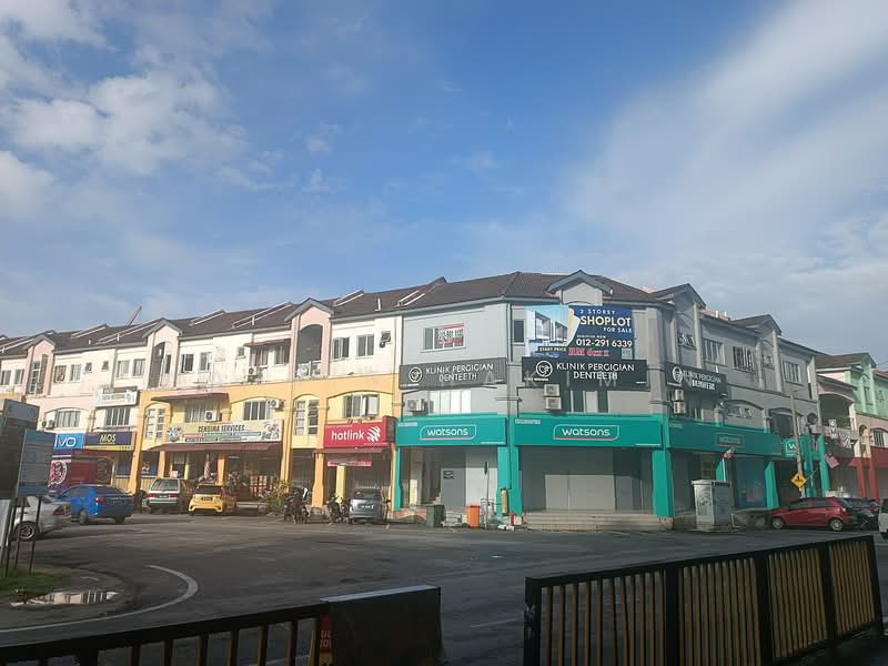 Cluster House for Sale in Bandar Tasik Puteri (Rawang) - Nazrin Hakimin - Exterior - PropertyGuru.com.my