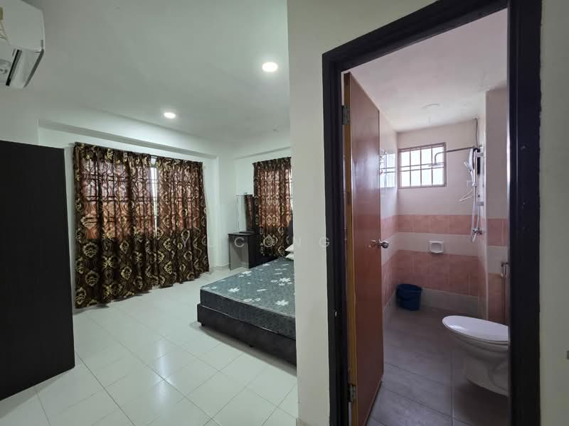 Apartment for Sale at Danga View Apartment - Yucong . - Bedroom - PropertyGuru.com.my
