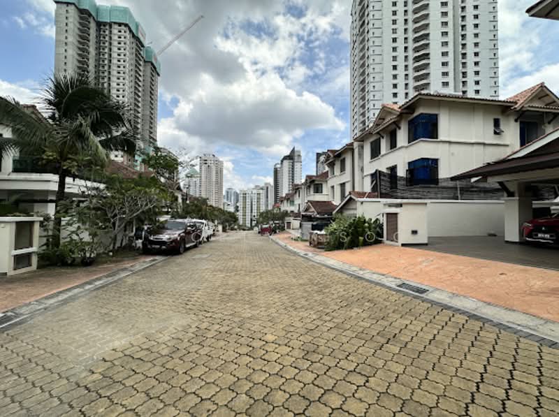 Rumah Berkembar untuk Dijual di Mont Kiara (Kuala Lumpur) - Jocelyn Soo - Exterior - PropertyGuru.com.my