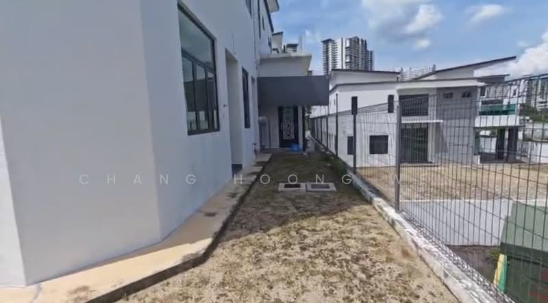 Semi-Detached House for Sale in Taman Puncak Saujana (Kajang) - Chang Hoong Wen - Exterior - PropertyGuru.com.my