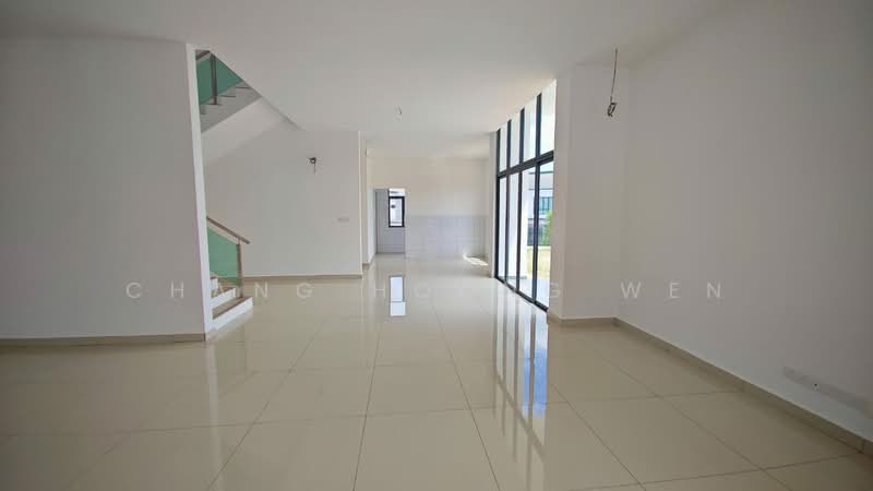 Semi-Detached House for Sale in Taman Puncak Saujana (Kajang) - Chang Hoong Wen - Living Room - PropertyGuru.com.my