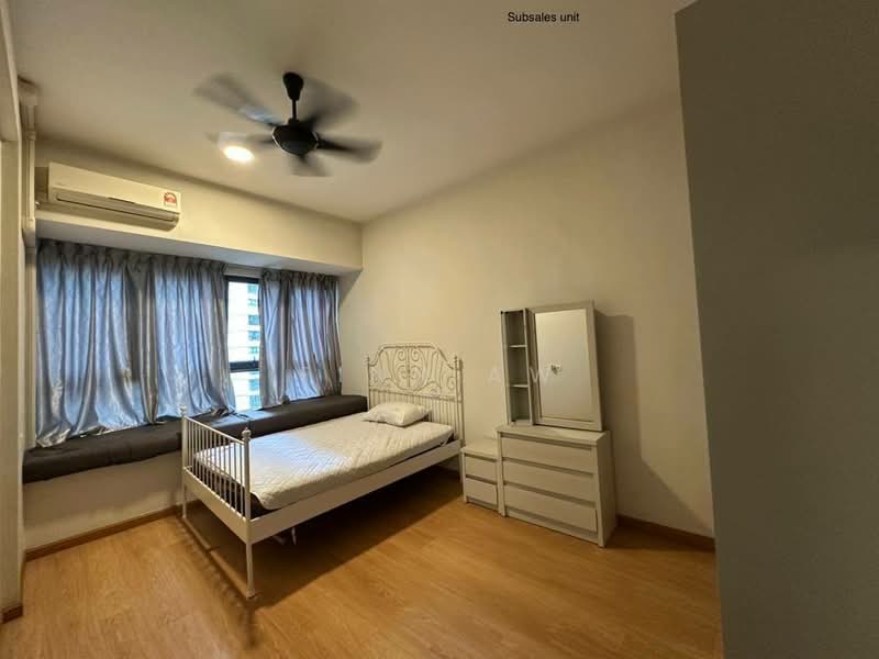 Condominium for Sale at Amberside @ Country Garden Danga Bay - Finn Aw - Bedroom - PropertyGuru.com.my