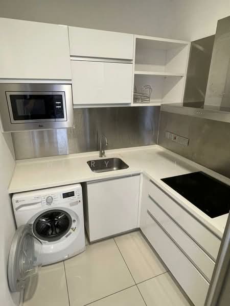 Service Residence for Sale at M City - Henry Kooi Kuan Xiang - Kitchen - PropertyGuru.com.my