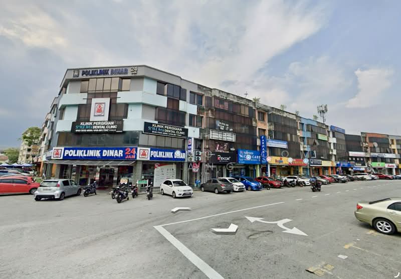 Kedai / Pejabat untuk Dijual di Taman Subang Perdana (Sungai Buloh) - Kenny Ng Moom Siang - Exterior - PropertyGuru.com.my