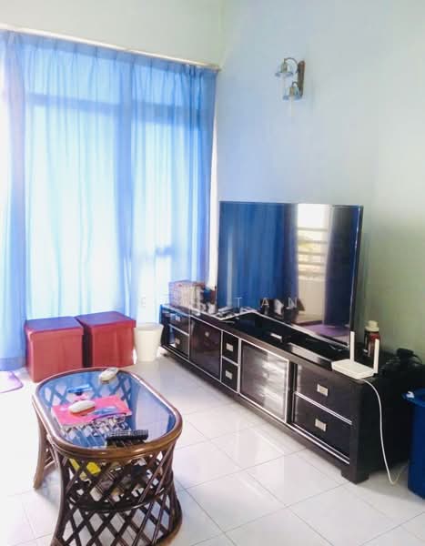 Apartment for Sale at Bukit Dumbar Permai - Jeff Tan - Living Room - PropertyGuru.com.my