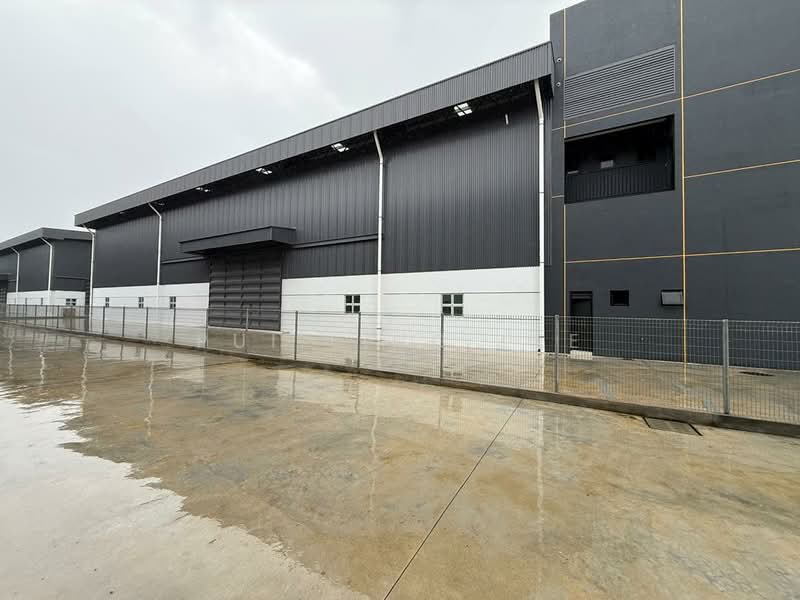 Kilang untuk Disewa di Kampung Sri Cheeding (Jenjarom) - Pui Ling Lee - Exterior - PropertyGuru.com.my