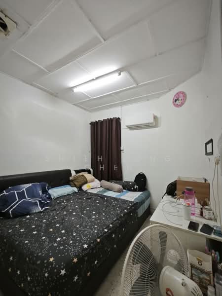 1-storey Terraced House for Sale in Taman Skudai Baru (Skudai) - Shieh Long Chen - Bedroom - PropertyGuru.com.my