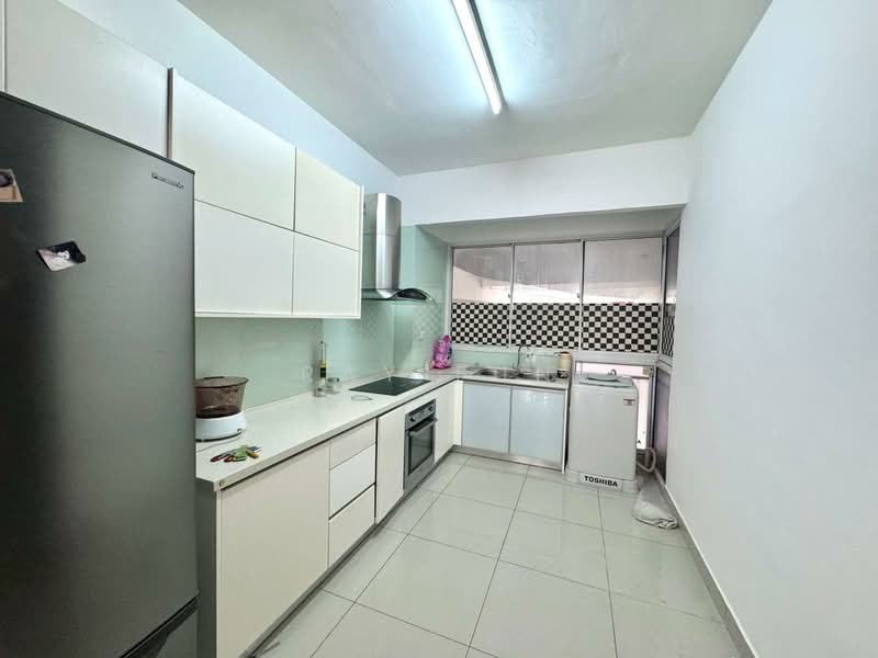 Kondominium untuk Disewa di Gurney Park Condominium - Ray Fun - Kitchen - PropertyGuru.com.my