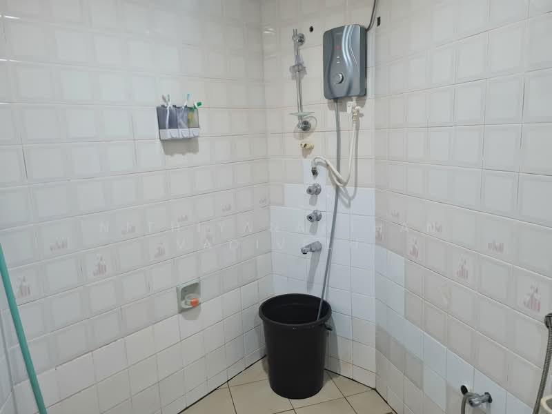 Condominium for Sale at Le Chateau - Nithiyananthan Vadivelu - Bathroom - PropertyGuru.com.my