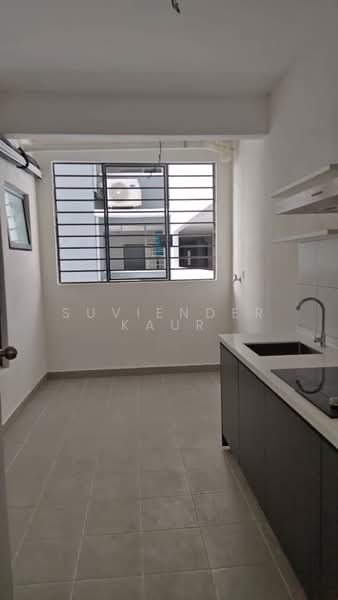 Servis Apartment untuk Disewa di E'Island Lake Haven - Suviender Kaur - Kitchen - PropertyGuru.com.my