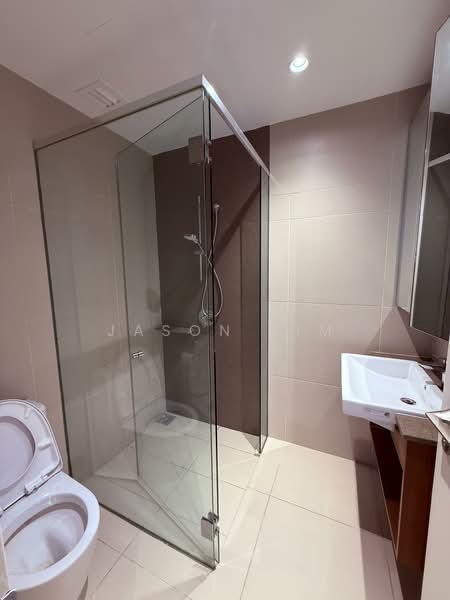 Servis Apartment untuk Disewa di Stonor 3 - Jason Lim - Bathroom - PropertyGuru.com.my