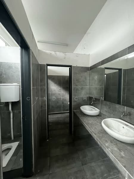 Factory for Sale in Kawasan Perusahaan Sungai Lokan (Butterworth) - Cyndi Chan - Bathroom - PropertyGuru.com.my