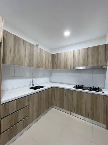 Kondominium untuk Disewa di Arinna - Vivian Koh - Kitchen - PropertyGuru.com.my