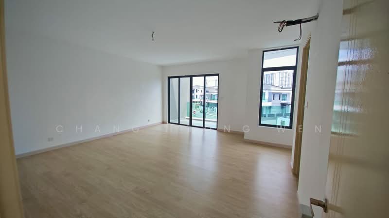 Rumah Berkembar untuk Dijual di Taman Puncak Saujana (Kajang) - Chang Hoong Wen - Living Room - PropertyGuru.com.my