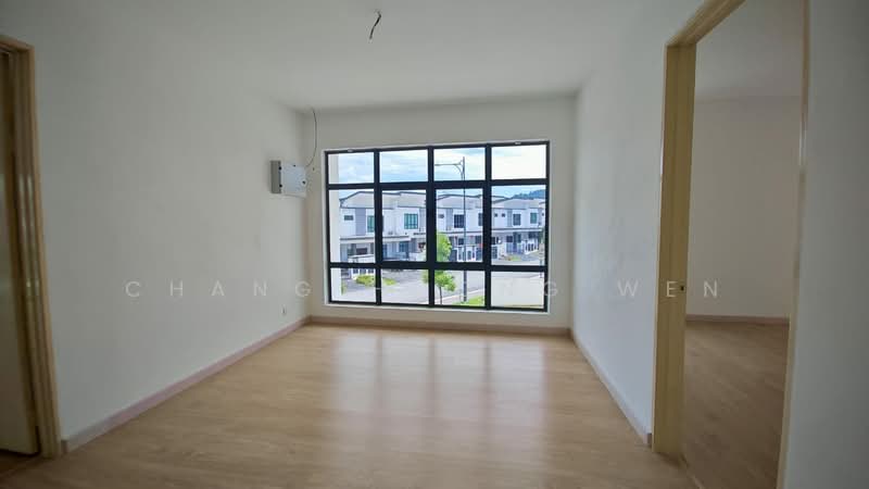 Rumah Berkembar untuk Dijual di Taman Puncak Saujana (Kajang) - Chang Hoong Wen - Living Room - PropertyGuru.com.my