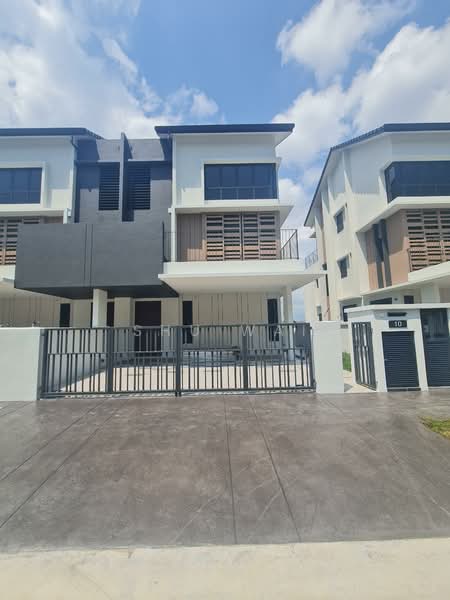Rumah Berkembar untuk Dijual di Ampang (Kuala Lumpur) - Shu Wai - Exterior - PropertyGuru.com.my