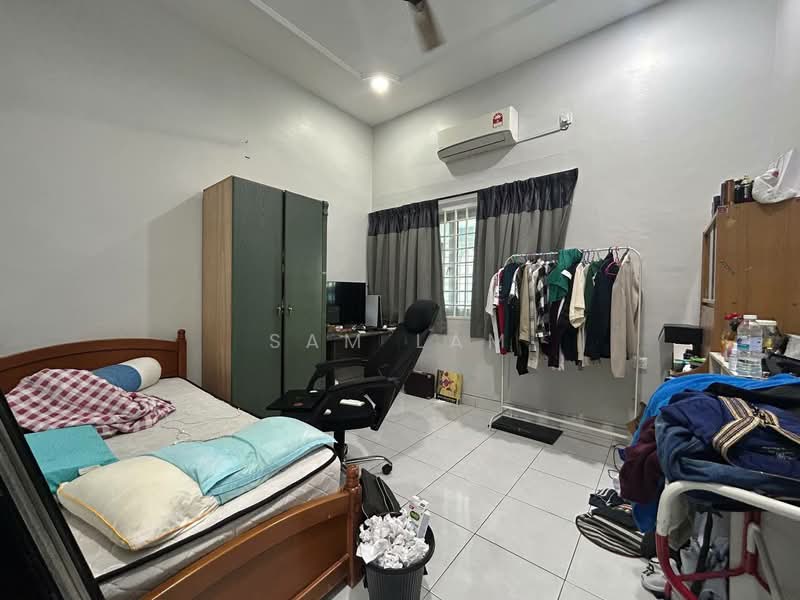1-storey Terraced House for Sale in Taman Pasir Puteh (Ipoh) - Sam Lam - Bedroom - PropertyGuru.com.my