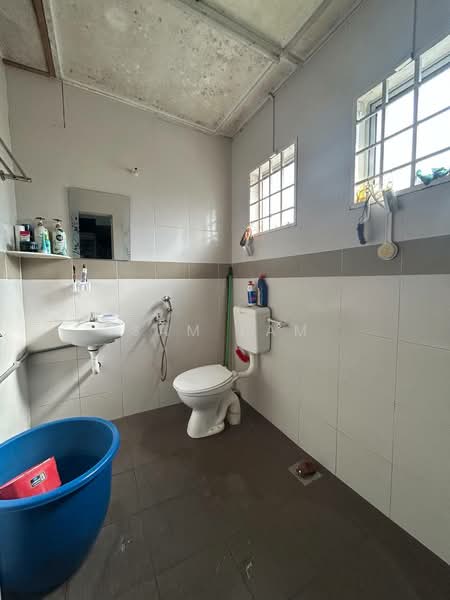 1-storey Terraced House for Sale in Taman Pasir Puteh (Ipoh) - Sam Lam - Bathroom - PropertyGuru.com.my