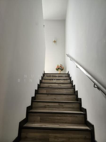 Semi-Detached House for Sale in Bukit Bandaraya (Shah Alam) - Nuraishah Binti Mohamed Azmi - PropertyGuru.com.my