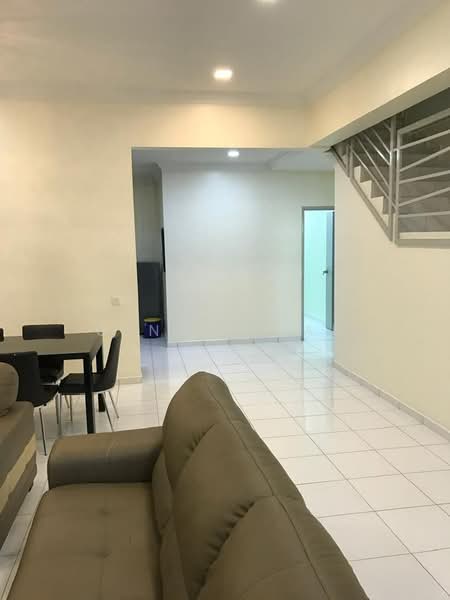 Rumah Teres 2 Tingkat untuk Dijual di Setia Tropika (Johor Bahru) - Ginnie Lau - Living Room - PropertyGuru.com.my