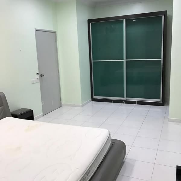 Rumah Teres 2 Tingkat untuk Dijual di Setia Tropika (Johor Bahru) - Ginnie Lau - Bedroom - PropertyGuru.com.my