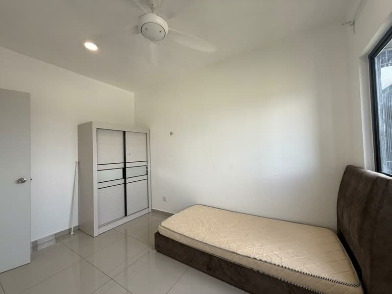 Servis Apartment untuk Dijual di Duduk Se.Ruang @ Eco Sanctuary - SY Lee - Bedroom - PropertyGuru.com.my