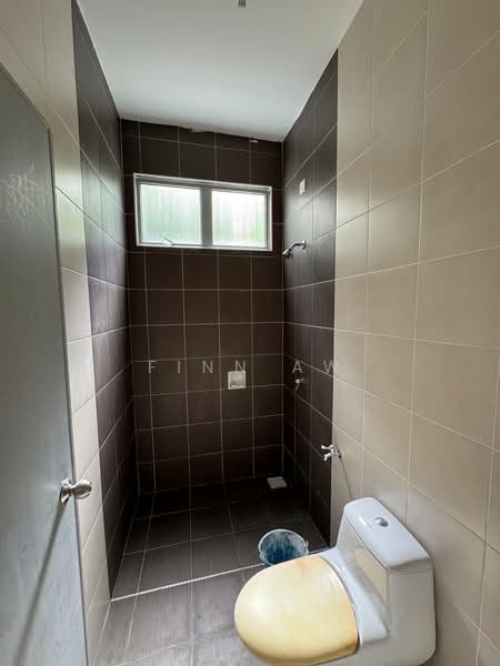 Rumah Kluster untuk Dijual di Johor Bahru (Johor) - Finn Aw - Bathroom - PropertyGuru.com.my