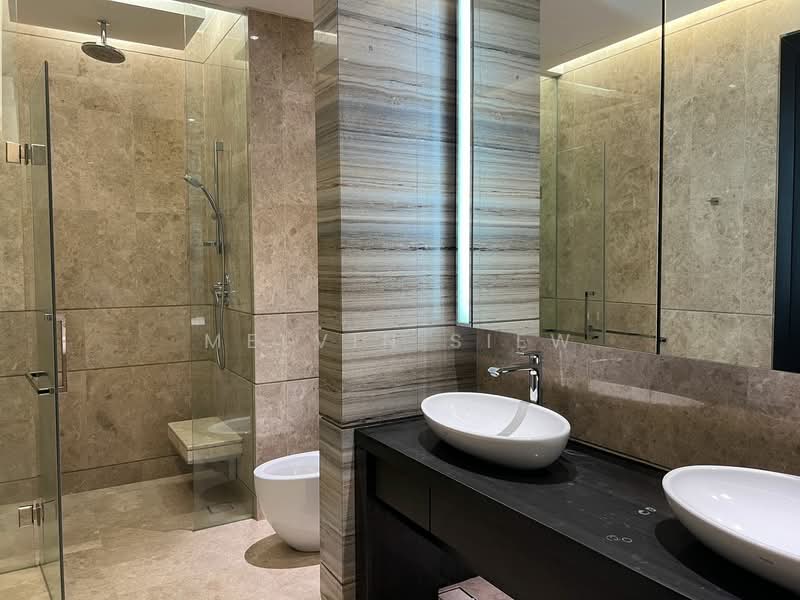 Servis Apartment untuk Disewa di The Ritz-Carlton Residences - Melvin Siew - Bathroom - PropertyGuru.com.my