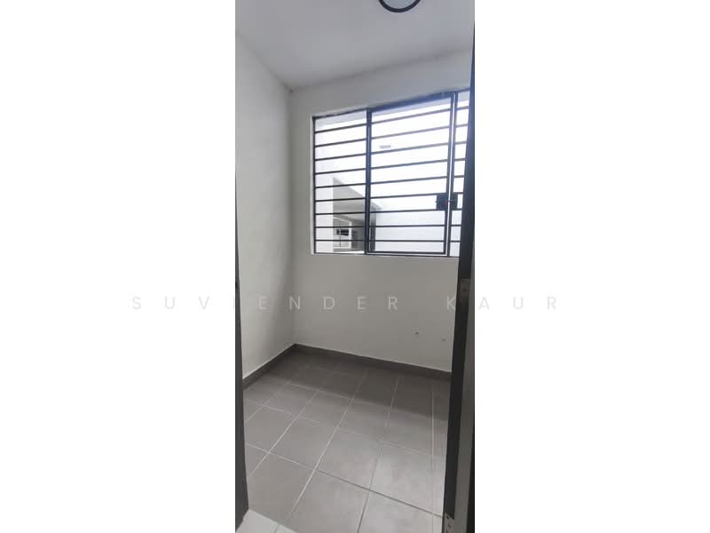 Servis Apartment untuk Disewa di E'Island Lake Haven - Suviender Kaur - PropertyGuru.com.my