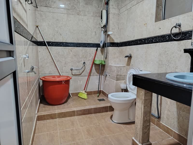 2-storey Terraced House for Sale in Kepong Baru (Kepong) - Kim Chia - Bathroom - PropertyGuru.com.my