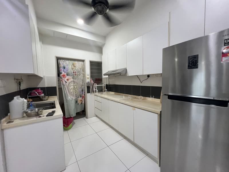 Apartment for Sale at The Twin Residences - Nikko Soh - Kitchen - PropertyGuru.com.my