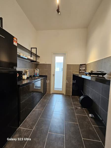 Condominium for Sale at The Cove Hillside Residence - Sam Lam - Kitchen - PropertyGuru.com.my