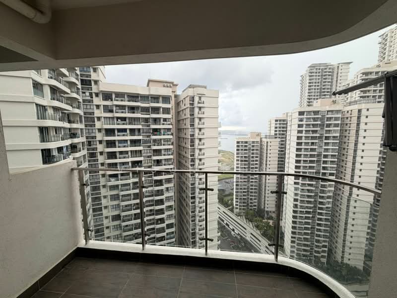 Kondominium untuk Disewa di Bay Point @ Country Garden Danga Bay - Vison Foo - Balcony - PropertyGuru.com.my