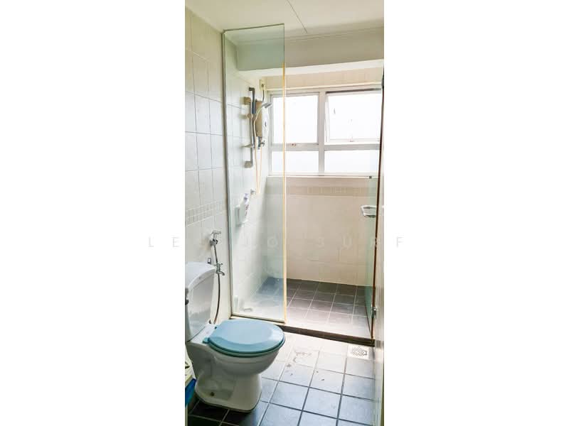 Kondominium untuk Dijual di The Boulevard - Lee Jo Surf - Bathroom - PropertyGuru.com.my