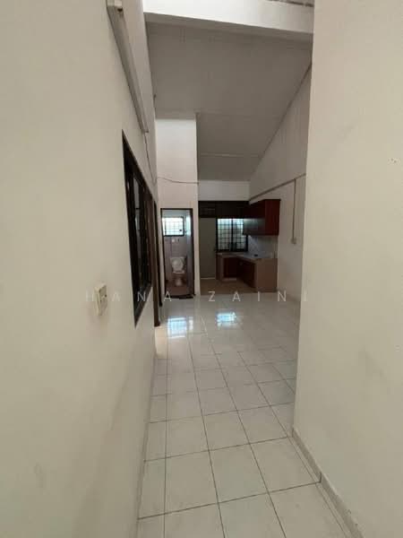 Rumah Teres 1 Tingkat untuk Dijual di Taman Tanjung (Port Dickson) - Hana Zaini - Kitchen - PropertyGuru.com.my