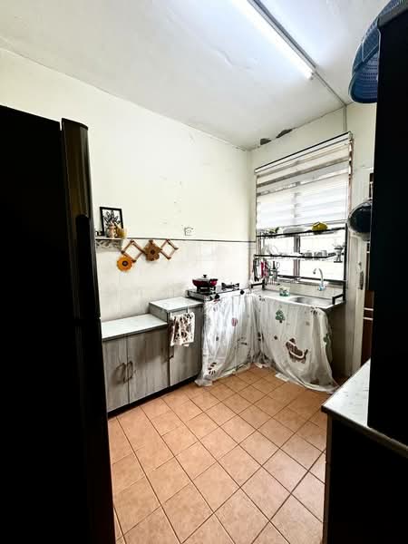 2-storey Terraced House for Sale in Jenjarom (Selangor) - Masnizah Arifin - Kitchen - PropertyGuru.com.my