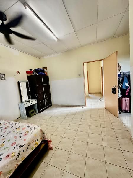 2-storey Terraced House for Sale in Jenjarom (Selangor) - Masnizah Arifin - Bedroom - PropertyGuru.com.my