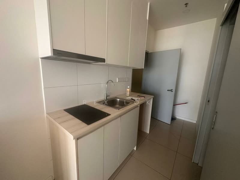 Servis Apartment untuk Disewa di Residential Suites @ HighPark - Rex Lok - Kitchen - PropertyGuru.com.my