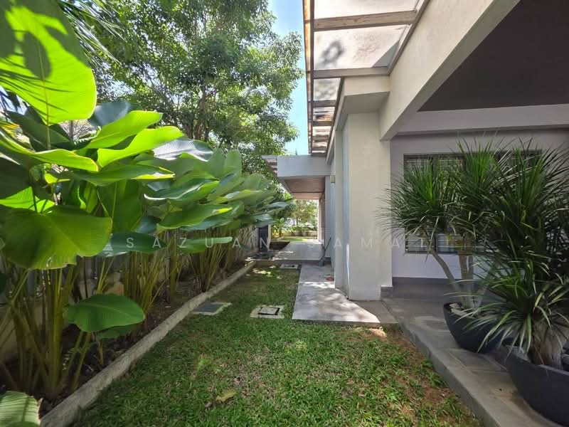 Zero-Lot Bungalow for Sale in Presint 16 (Putrajaya) - Sazuan Samat - Exterior - PropertyGuru.com.my